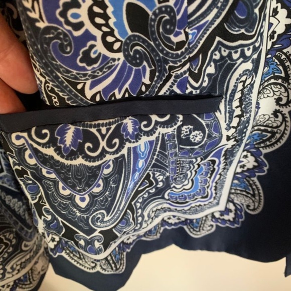 Jacket - Picture 2 of 6